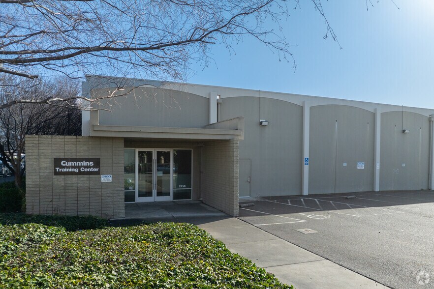 14333 Wicks Blvd, San Leandro, CA à vendre - Photo du bâtiment - Image 3 de 17