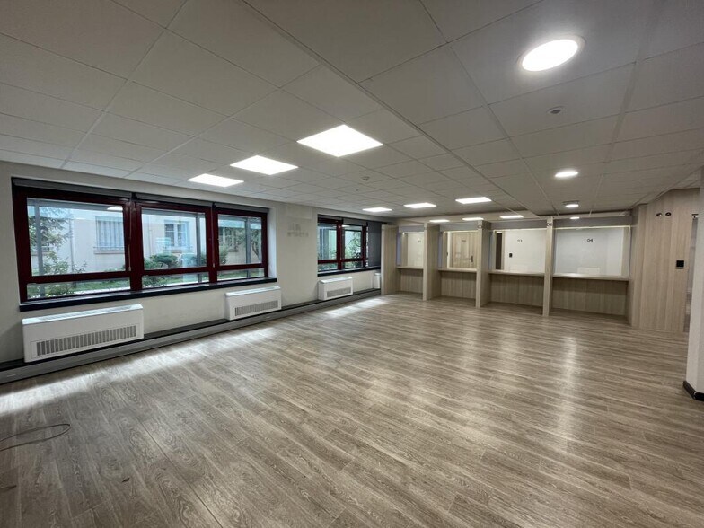 27 Rue De La Villette, Lyon for lease - Interior Photo - Image 3 of 10