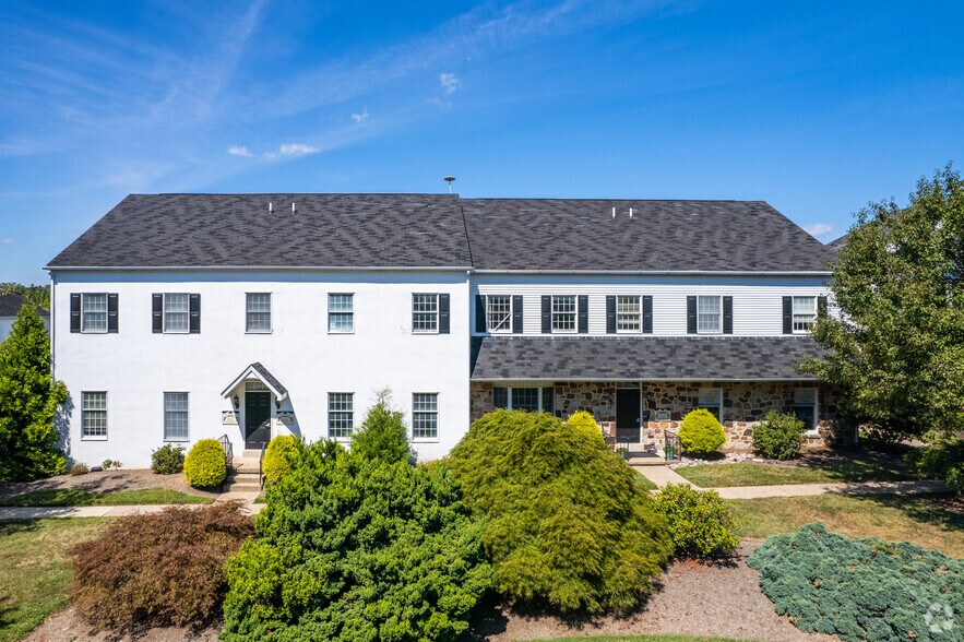 1364 Welsh Rd, North Wales, PA à vendre - Photo du bâtiment - Image 2 de 4