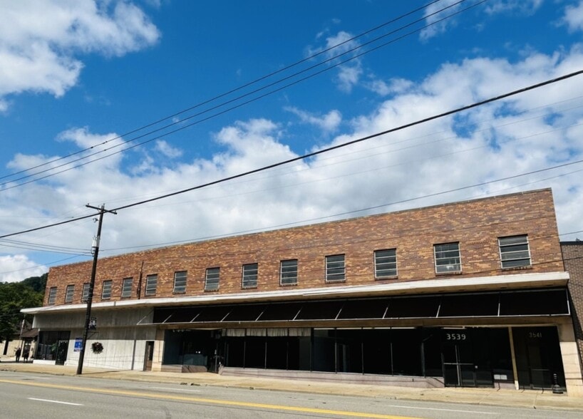 3539-3549 Main St, Weirton, WV for lease - Building Photo - Image 2 of 13