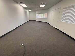 2080 E Flamingo Rd, Las Vegas, NV for lease Interior Photo- Image 2 of 9