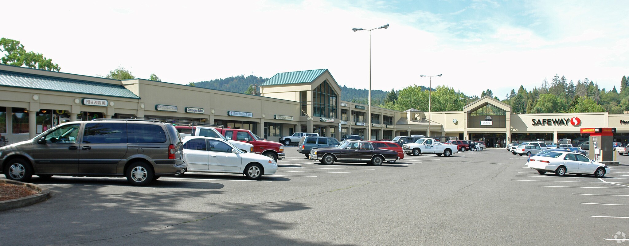210-366 E 40th Ave, Eugene, OR for lease Primary Photo- Image 1 of 13