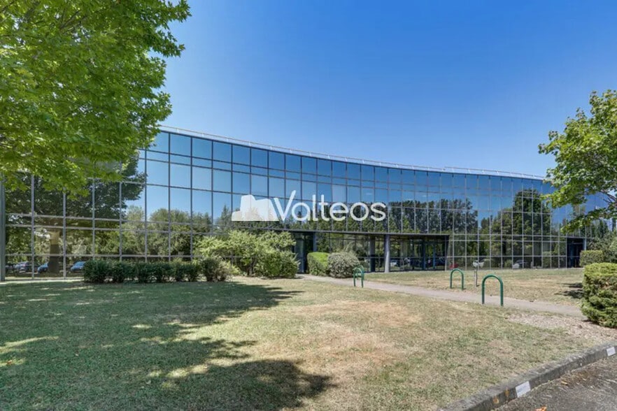 2 4 Rue Maryse Hilsz, Toulouse à louer - Photo du bâtiment - Image 2 de 12