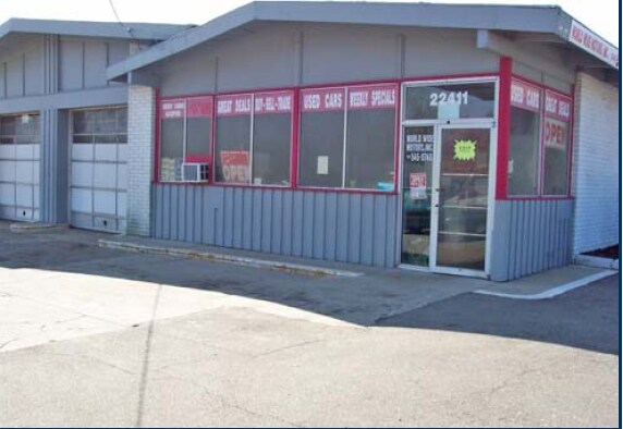 More details for 22411 S Chrysler Ave, Hazel Park, MI - Retail for Sale