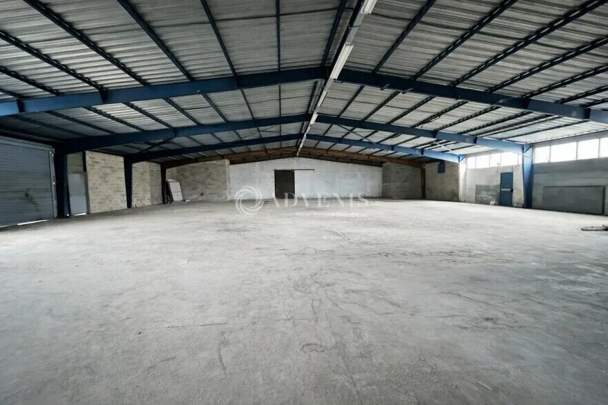 Flex in Mareuil-lès-Meaux for sale - Interior Photo - Image 3 of 6