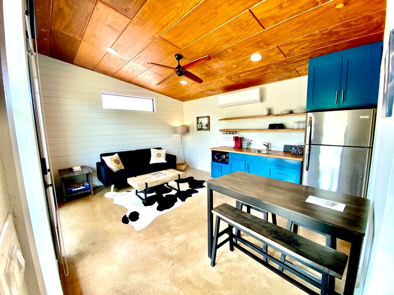 405 Martin rd, Dripping Springs, TX à vendre - Photo du bâtiment - Image 2 de 16