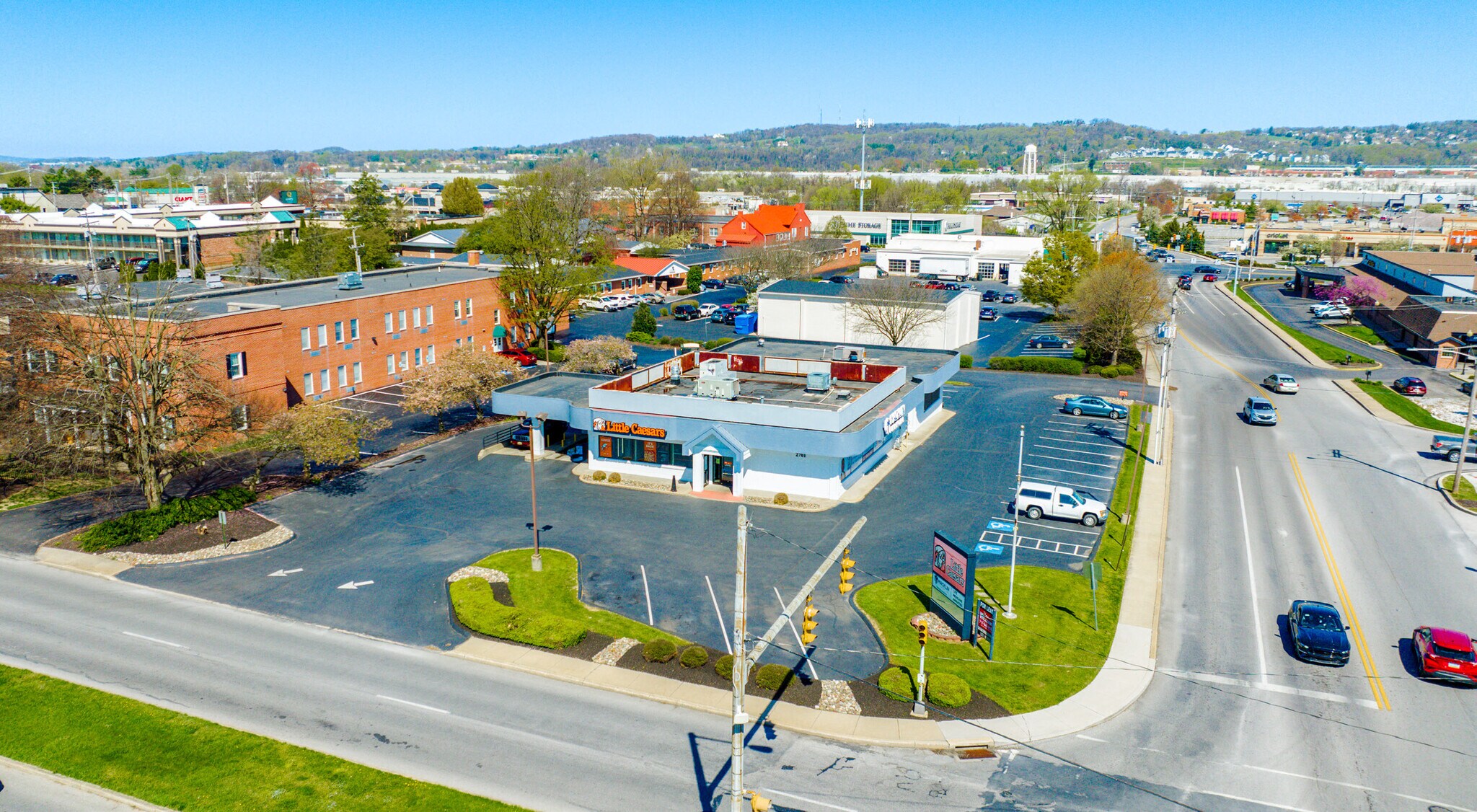 2701 Eastern Blvd, York, PA for lease Building Photo- Image 1 of 2