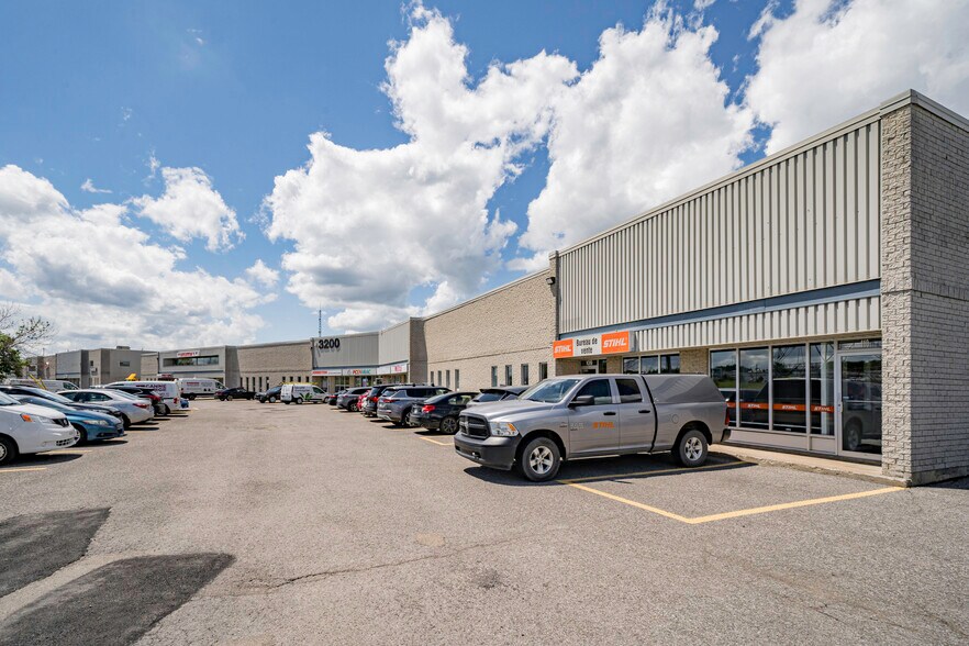 3200 Av Watt, Québec, QC à louer - Photo du bâtiment - Image 3 de 3