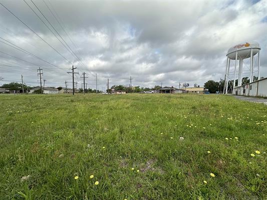 Strickland Dr, Orange, TX à vendre - Photo du bâtiment - Image 2 de 11