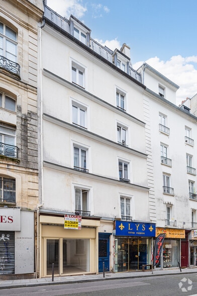 33 Rue De Cléry, Paris à louer - Photo du bâtiment - Image 2 de 9