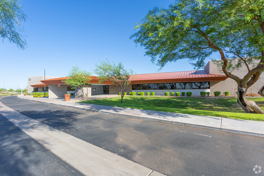 13575 W Indian School Rd, Litchfield Park, AZ à vendre - Photo principale - Image 1 de 1