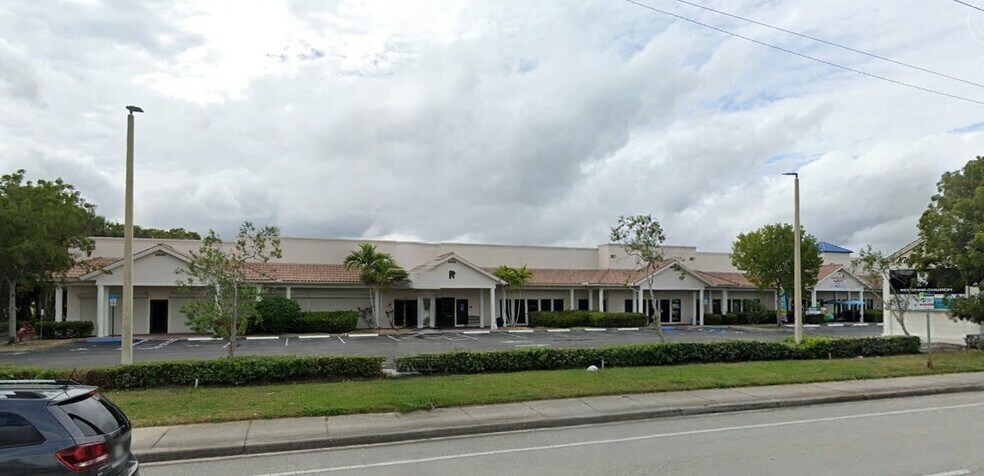 6641 US Hwy 1, Port Saint Lucie, FL à louer - Photo du bâtiment - Image 2 de 3