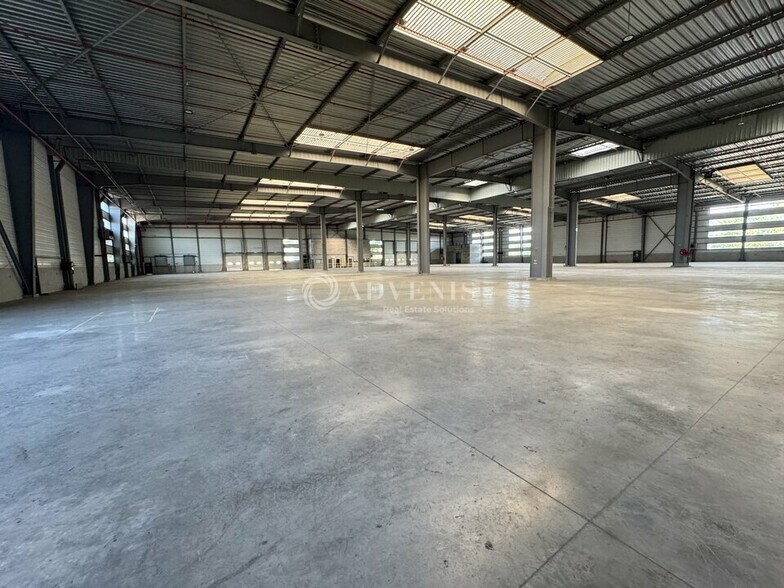 Industriel dans Saint Michel Sur Orge à louer - Photo du bâtiment - Image 3 de 7