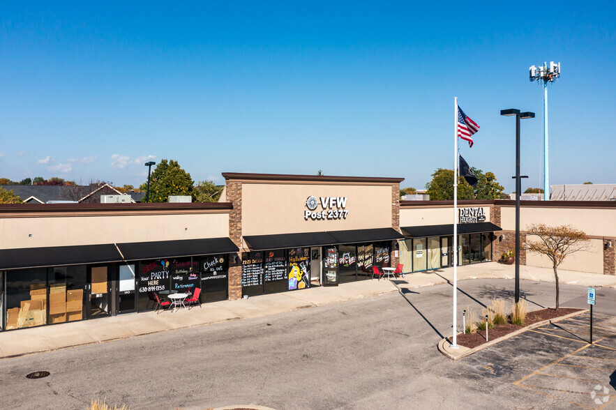 134-156 E Army Trail Rd, Glendale Heights, IL for sale - Primary Photo - Image 1 of 1