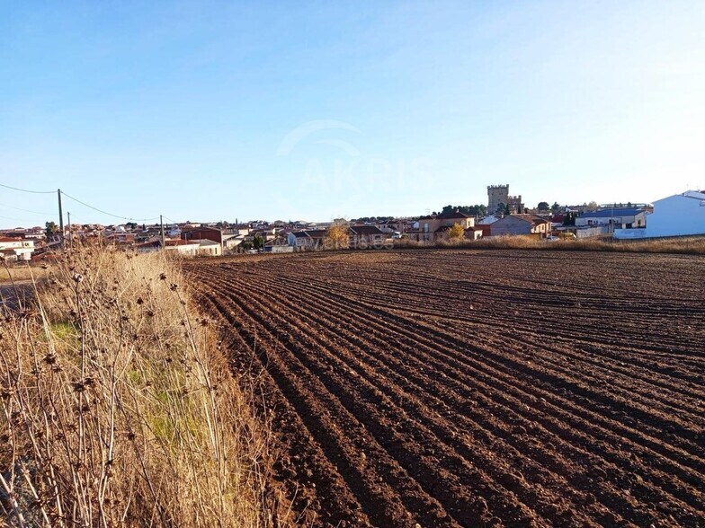 Land in Guadamur, Toledo for sale - Building Photo - Image 1 of 6