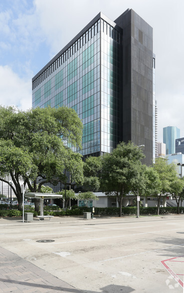 1801 Main St, Houston, TX à vendre - Photo du bâtiment - Image 1 de 1