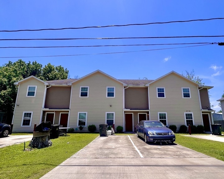 4706 11th St, Bacliff, TX for sale - Primary Photo - Image 1 of 1