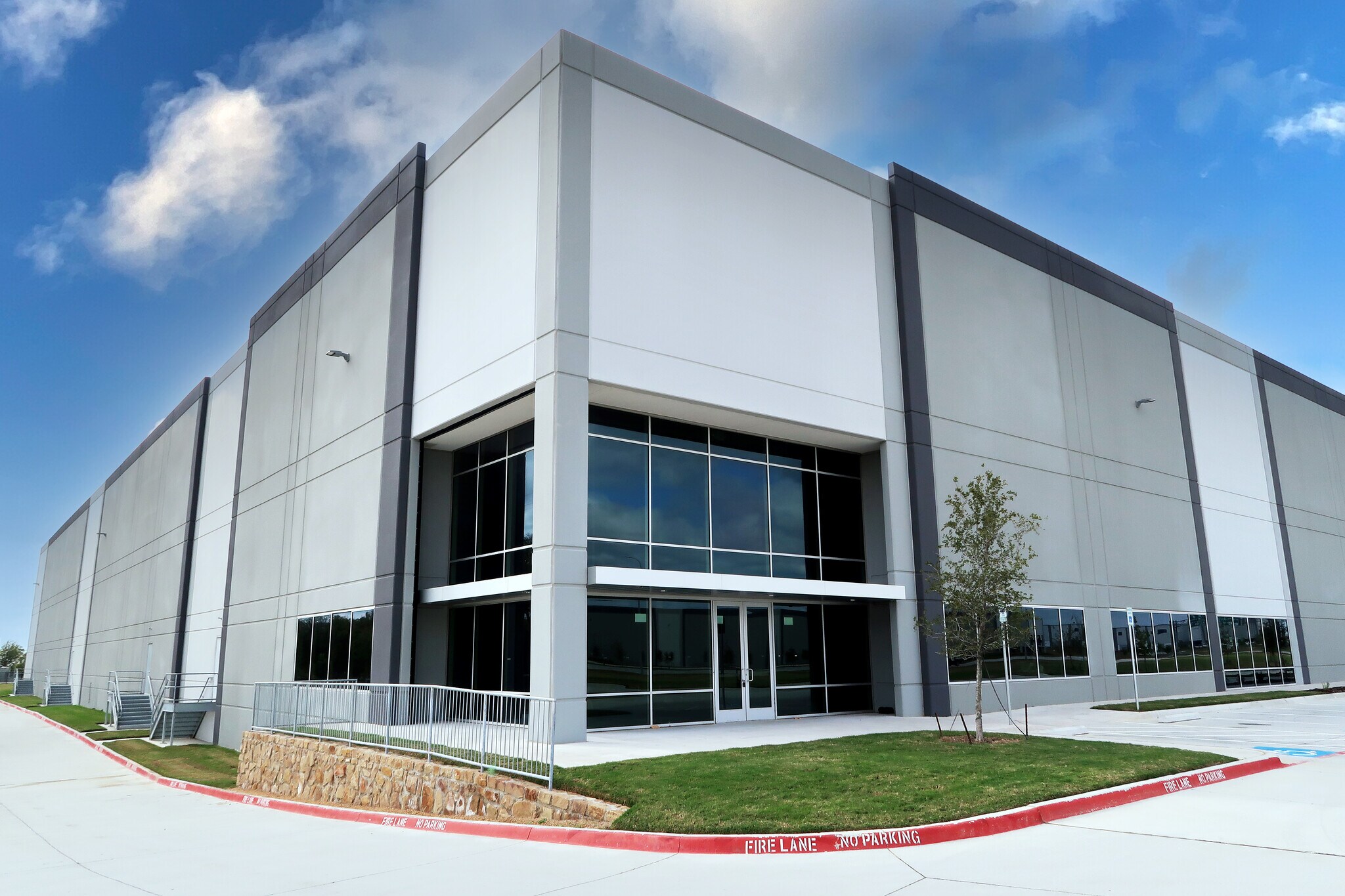 2660 Petty Pl, Justin, TX à louer Photo du bâtiment- Image 1 de 5