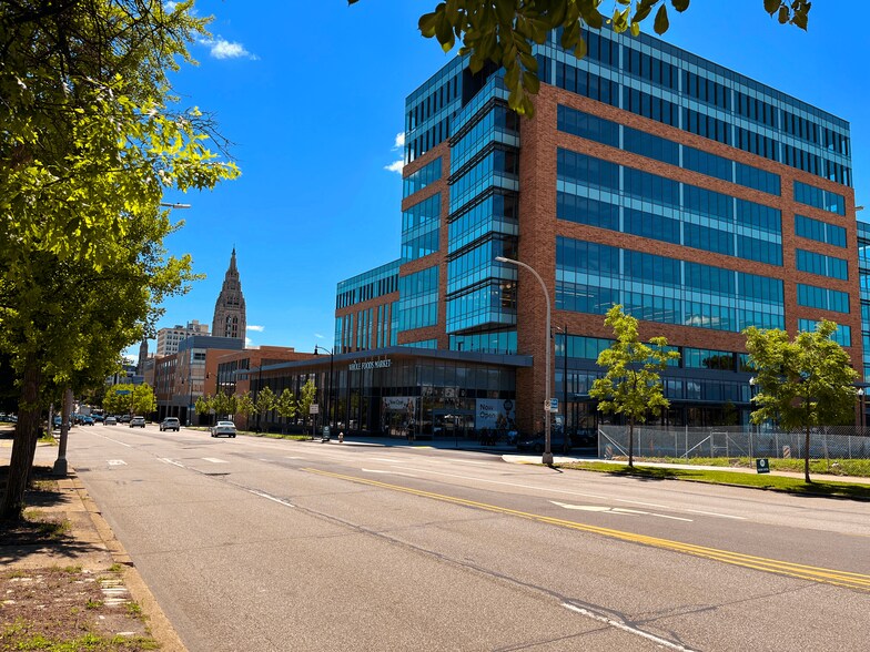 5830 Penn Ave, Pittsburgh, PA à louer - Photo du bâtiment - Image 3 de 8