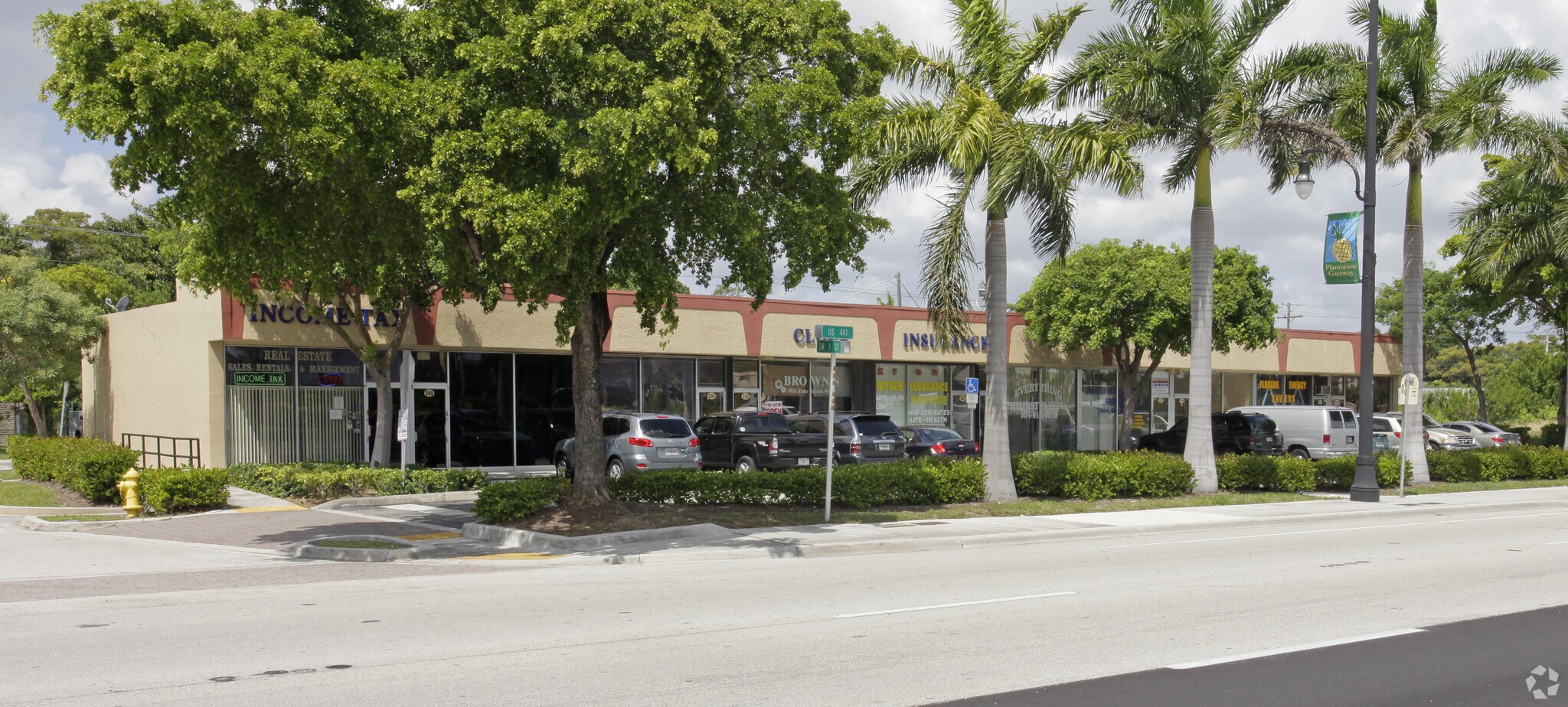 215 S State Rd 7, Plantation, FL for lease Primary Photo- Image 1 of 5