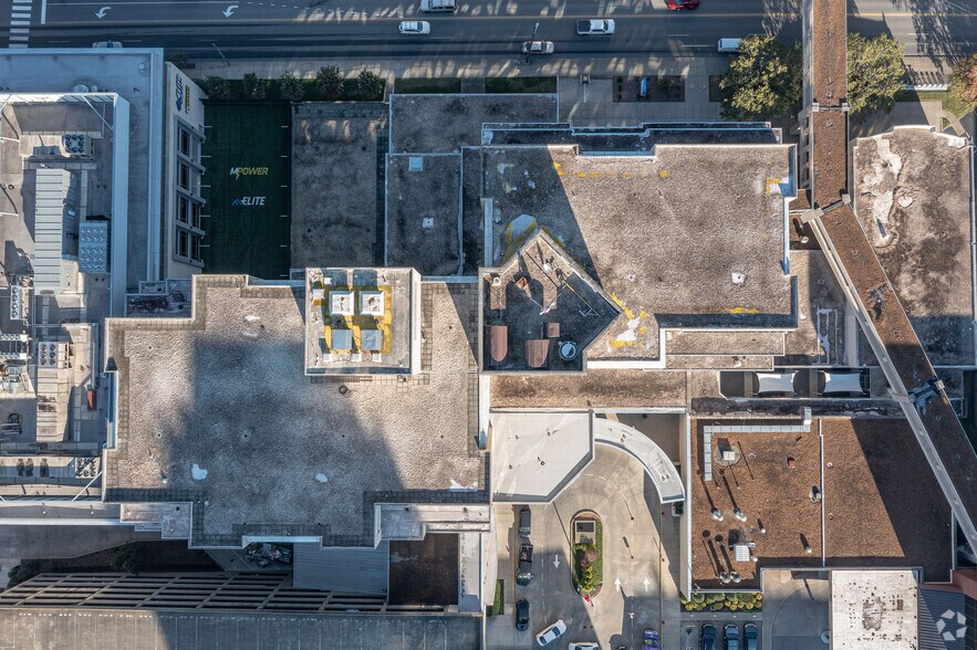 2004 Hayes St, Nashville, TN à louer - Photo du bâtiment - Image 3 de 13