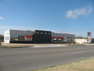 Plus de détails pour 6416 NW Cache Rd, Lawton, OK - Commerce de détail à louer