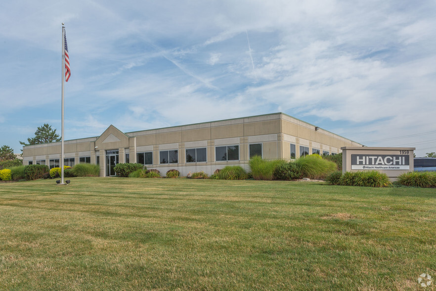 1959 Summit Commerce Park, Twinsburg, OH à vendre - Photo principale - Image 1 de 1