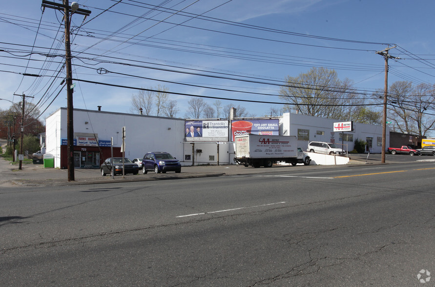 715 Boston Post Rd, West Haven, CT for sale - Primary Photo - Image 1 of 4