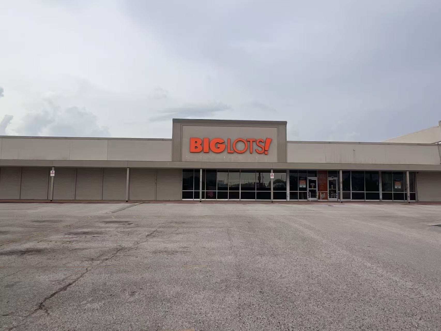 6870 Spencer Hwy, Pasadena, TX for lease Building Photo- Image 1 of 6