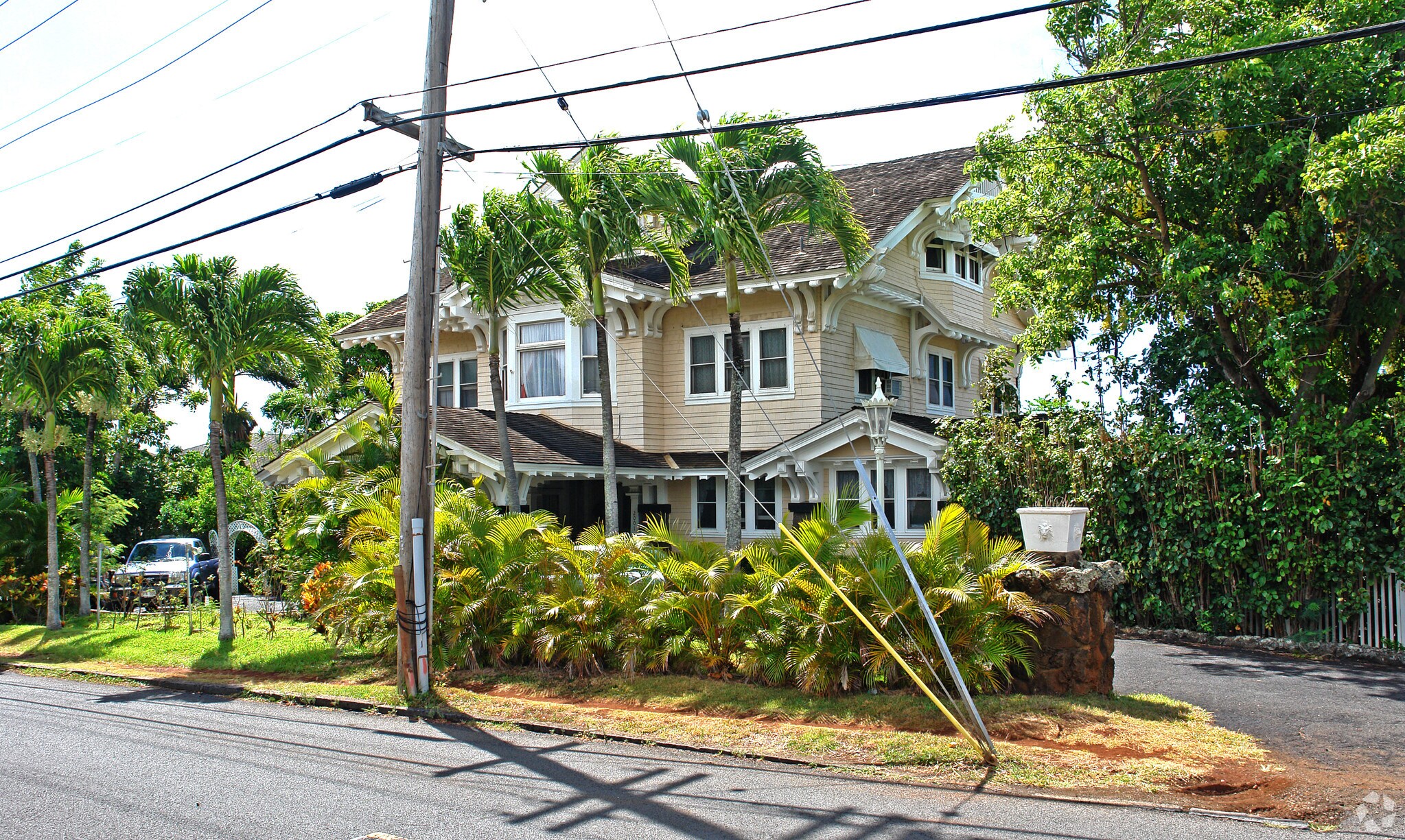 2001 Vancouver Dr, Honolulu, HI à vendre Photo principale- Image 1 de 7