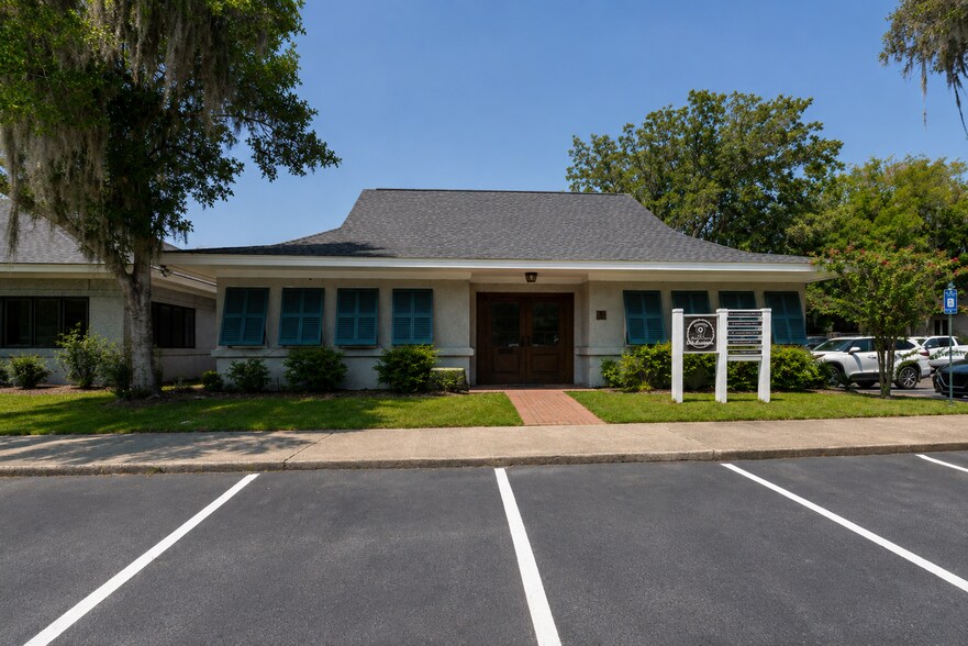 310 Eisenhower Dr, Savannah, GA for lease - Building Photo - Image 2 of 4