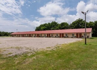 Plus de détails pour 1856 Highway 70 E, Kingston, OK - Services hôteliers à vendre