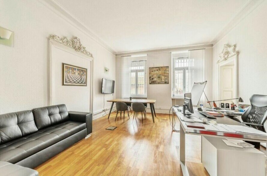 24 Rue Marbeuf, Paris for lease - Interior Photo - Image 1 of 4
