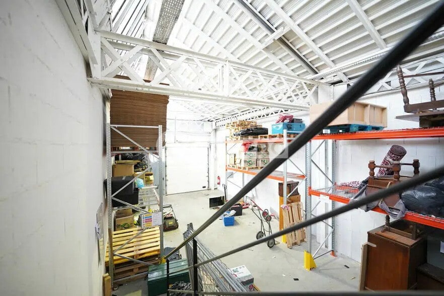 Flex dans Vénissieux à louer - Photo intérieure - Image 3 de 7