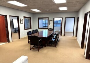 23475 Rock Haven Way, Sterling, VA for lease Interior Photo- Image 1 of 7