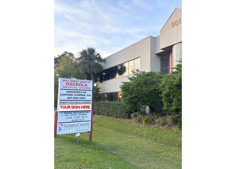 801 W Oak St, Kissimmee, FL à louer - Photo du bâtiment - Image 3 de 11