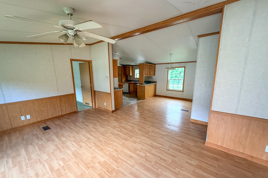 3033 Theodore Roosevelt Hwy, Waterbury, VT for sale - Building Photo - Image 2 of 10