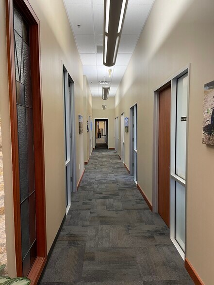 4407 Monterey Oaks Blvd, Austin, TX à louer - Photo intérieure - Image 3 de 35