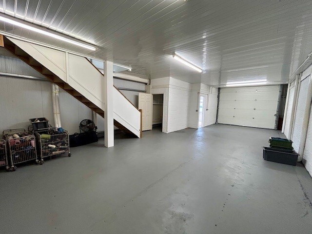 65-67 Bath Rd, Thatcham for lease Interior Photo- Image 1 of 2