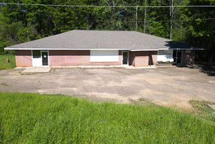 Commercial Building Off Hwy 59 In East Texas - Dépanneur