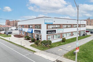 Plus de détails pour 147-151 W Merrick Rd, Freeport, NY - Bureau à louer