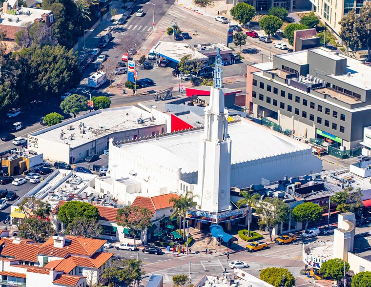 945 Broxton Ave, Los Angeles, CA à vendre - Photo du bâtiment - Image 1 de 1