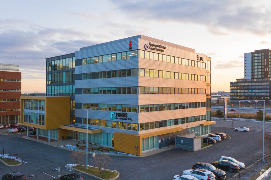 4805 Boul Lapinière, Brossard, QC à louer - Photo du bâtiment - Image 2 de 6