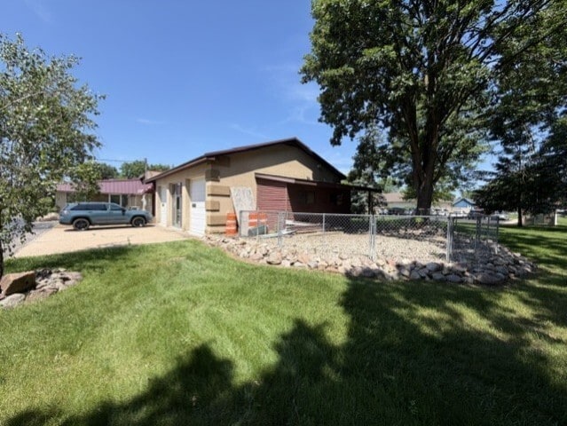 3001 Michigan Ave, Stevens Point, WI à vendre - Photo du bâtiment - Image 1 de 20