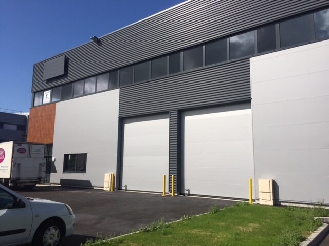 Flex dans Viry-Châtillon à louer - Photo du bâtiment - Image 2 de 12