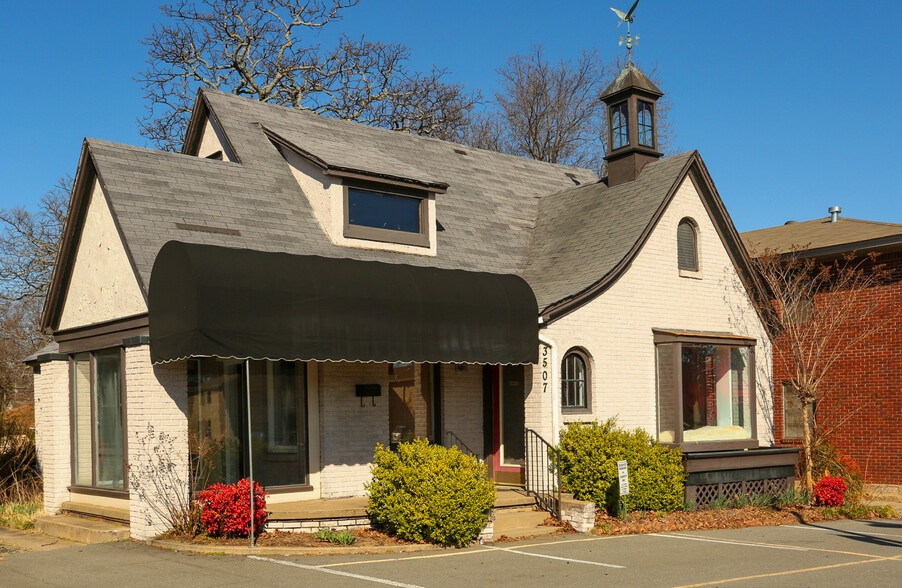 3507 John F Kennedy Blvd, North Little Rock, AR for lease - Building Photo - Image 1 of 2