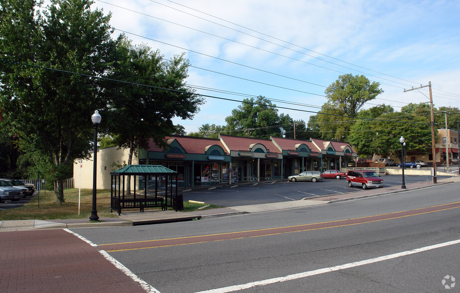 5866-5880 Washington Blvd, Arlington, VA for lease - Building Photo - Image 3 of 6