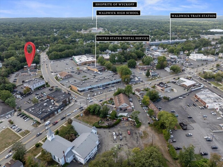 24 Wyckoff Ave, Waldwick, NJ for sale - Building Photo - Image 3 of 50