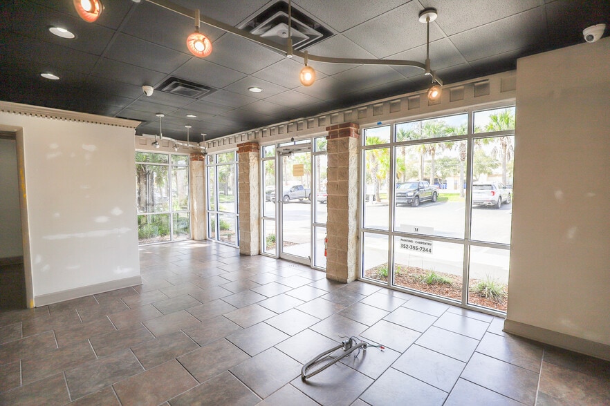 3545 SW 34th St, Gainesville, FL à louer - Photo intérieure - Image 2 de 41