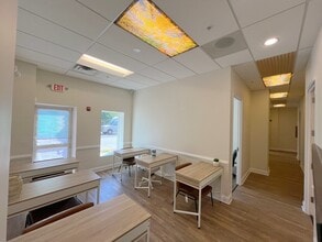 551-625 Harbor Side St, Woodbridge, VA for lease Interior Photo- Image 1 of 4